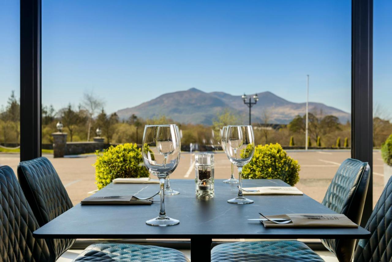 Killarney Oaks Hotel Екстер'єр фото