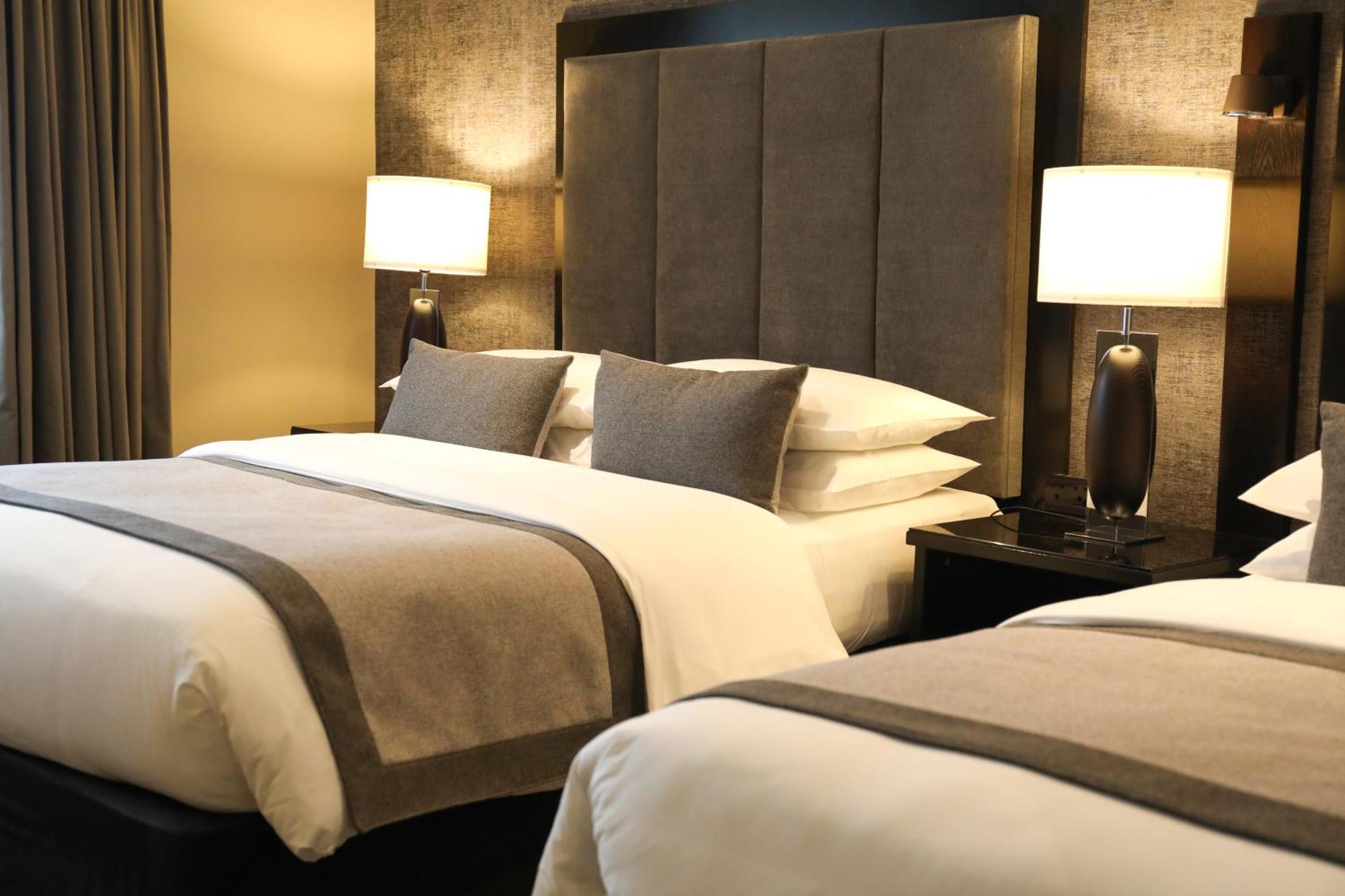Killarney Oaks Hotel Екстер'єр фото