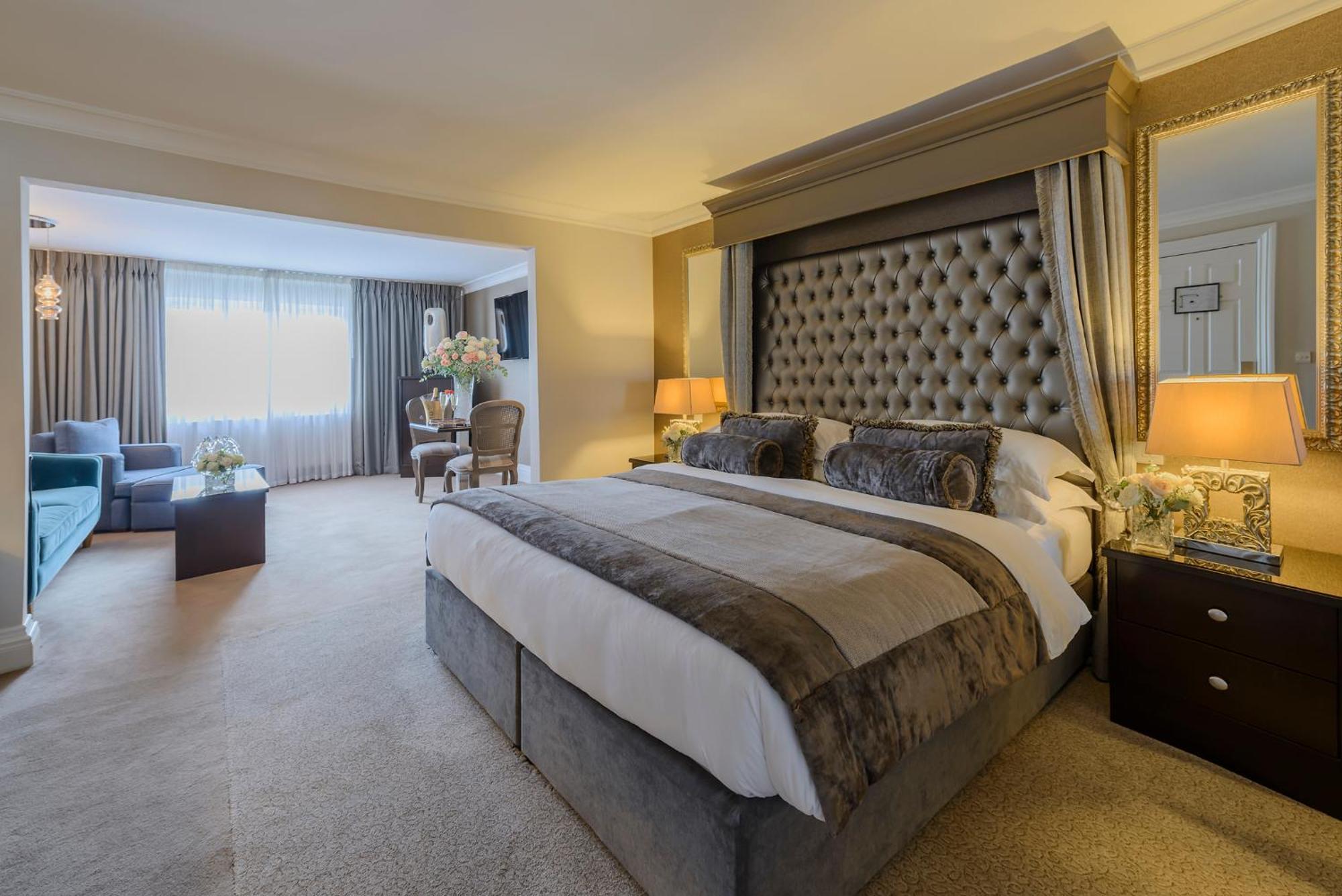 Killarney Oaks Hotel Екстер'єр фото