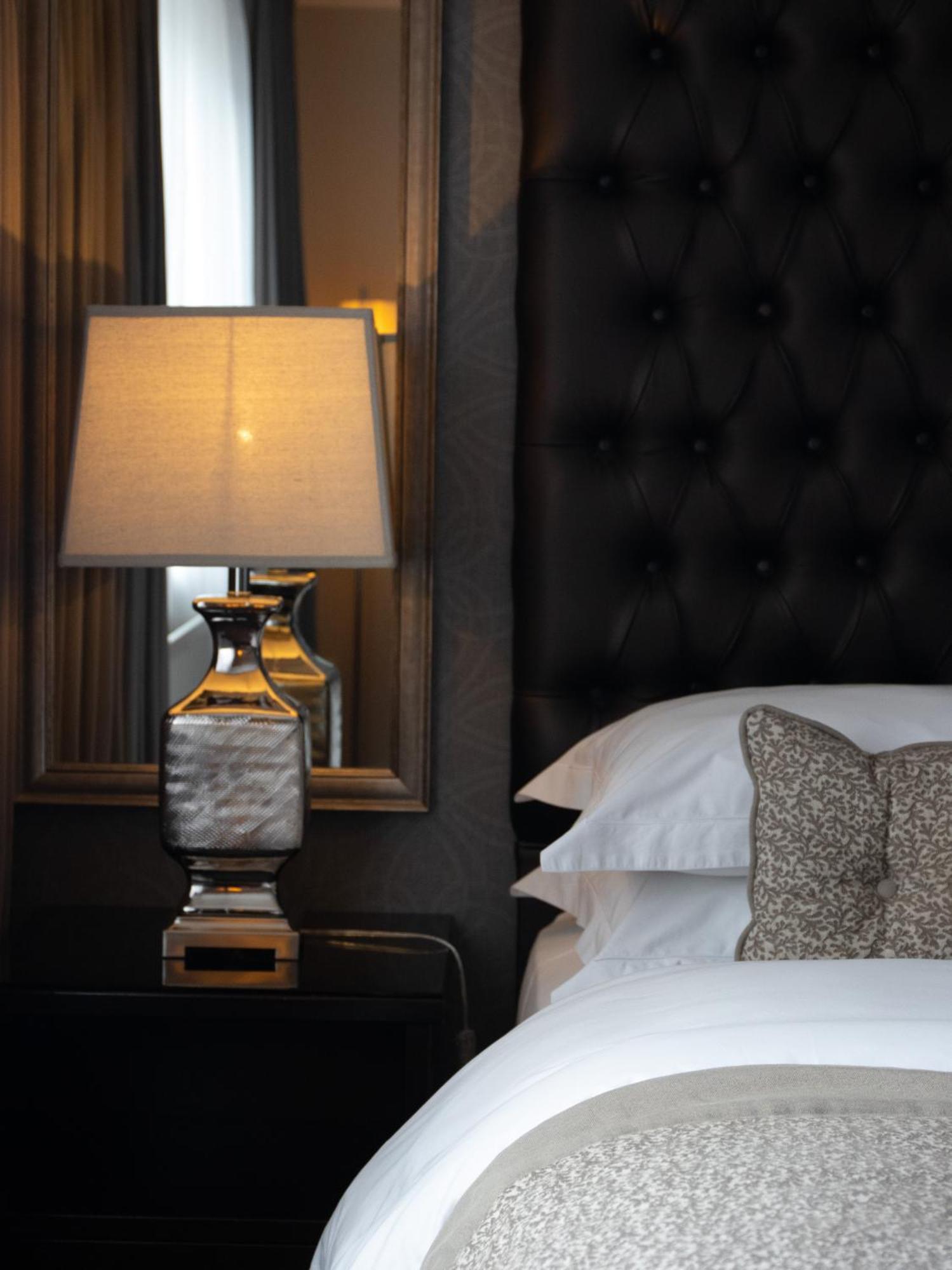 Killarney Oaks Hotel Екстер'єр фото
